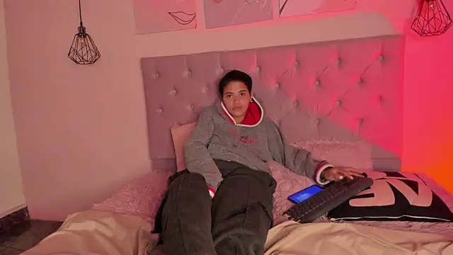 ATENA_JB's cam snapshot