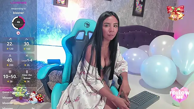 Lauren_smiles's cam snapshot