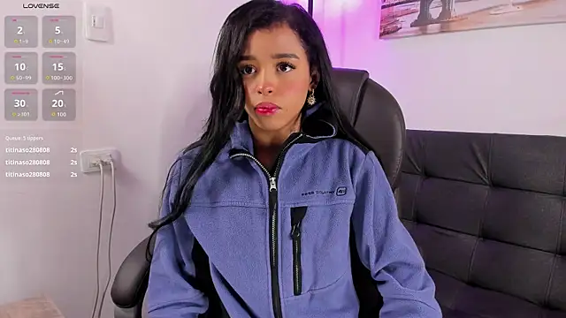 Dulce_kitty13's cam snapshot