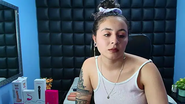 celeste_blue69's cam snapshot