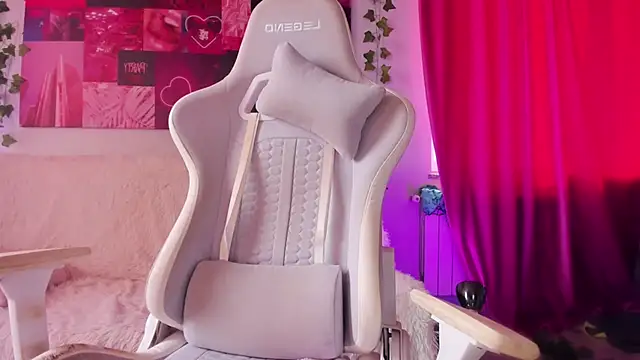 Kate_Burleskk's cam snapshot