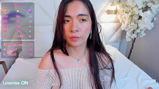 Ari_lynn_'s cam snapshot