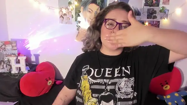 Rose_Hellen's cam snapshot