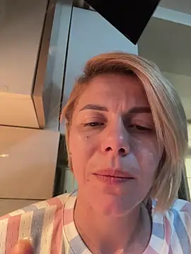 tanyagrey's cam snapshot