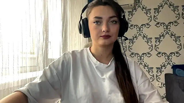 TwotyBright's cam snapshot