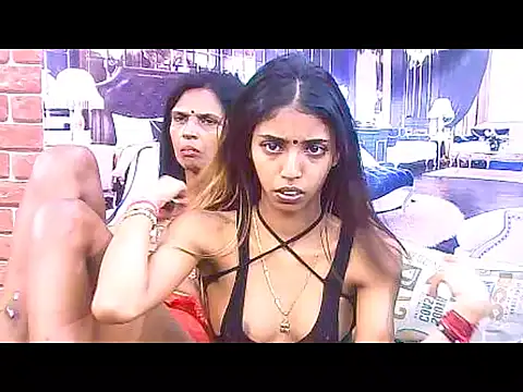 IndianSexySlender live sex cam