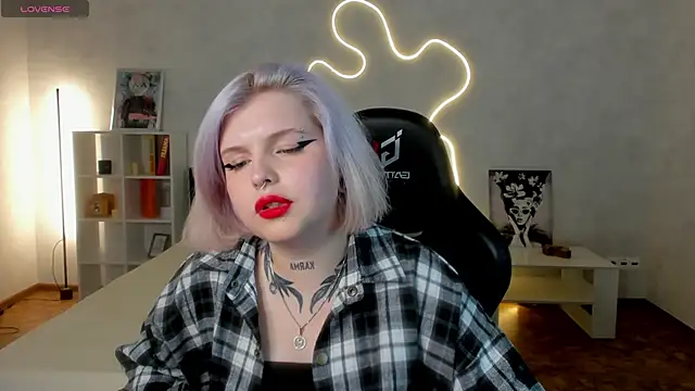 shadow_purr's cam snapshot