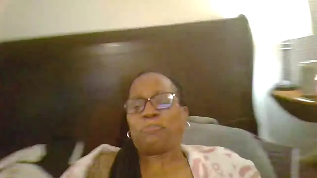 SweetParadise00's cam snapshot