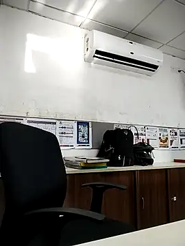 Desi_Lodo_Gujju_Boy live sex cam