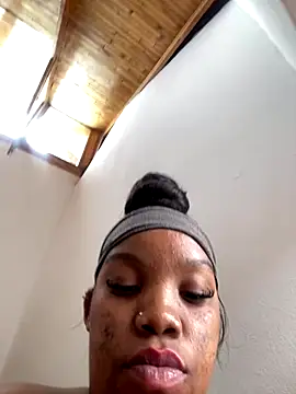 DarkGlow10's cam snapshot