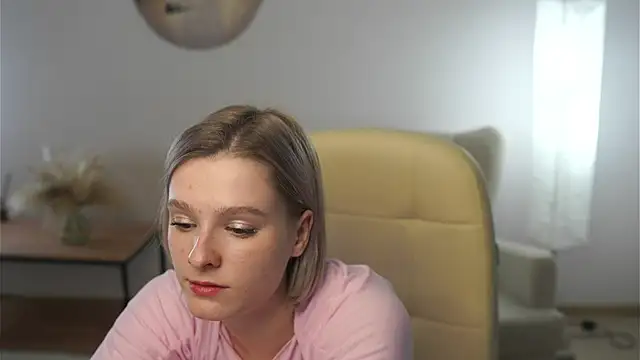 EvitaMull's cam snapshot