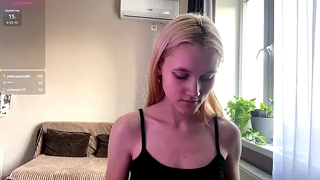 TwinedPeril's cam snapshot