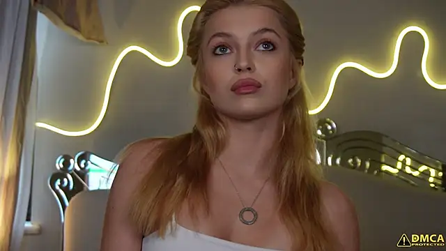 kellypeachcake's cam snapshot