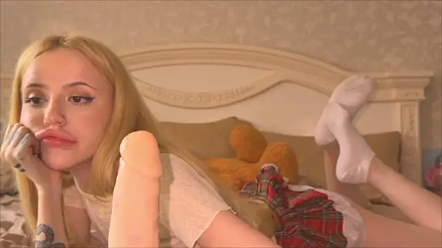 _BunnyDollStella_'s cam snapshot