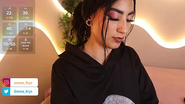 Emma_Lirys's cam snapshot