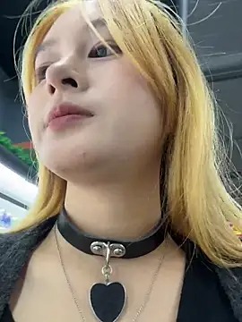 yuki_june live sex cam