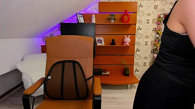 EmillyTaylor's cam snapshot