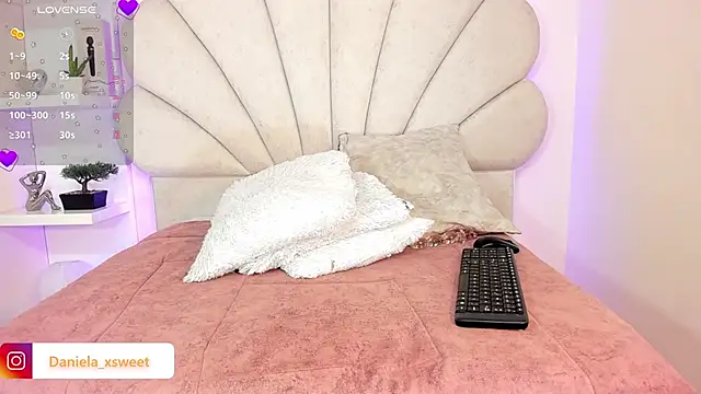 Danielaangelina live sex cam