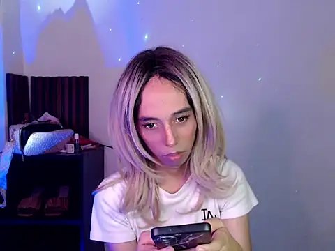 evelynfucker live sex cam