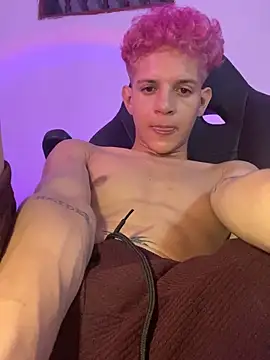 tylernova's cam snapshot