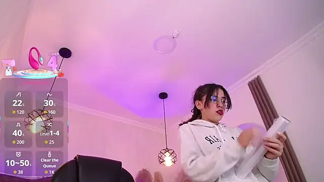 Amara_Davis's cam snapshot