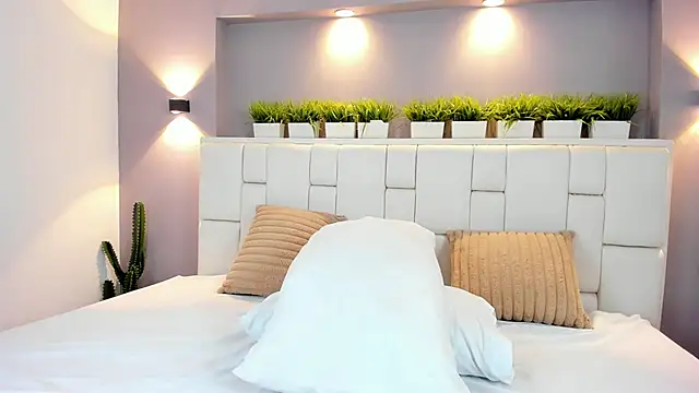 LunnaBlake's cam snapshot