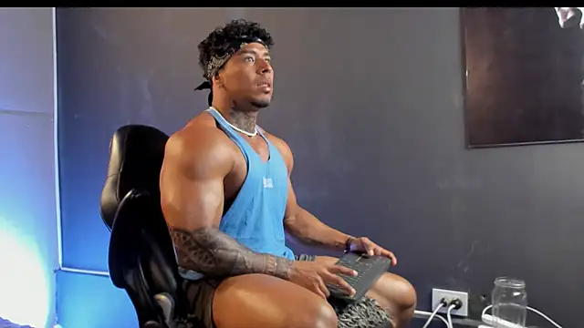 bradley_smith live sex cam