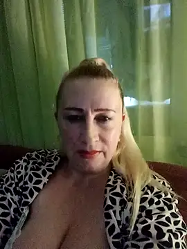 Esenia505's cam snapshot