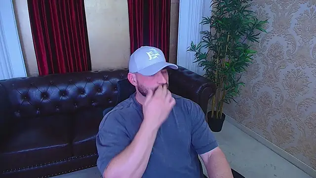 AdamJamesonn's cam snapshot