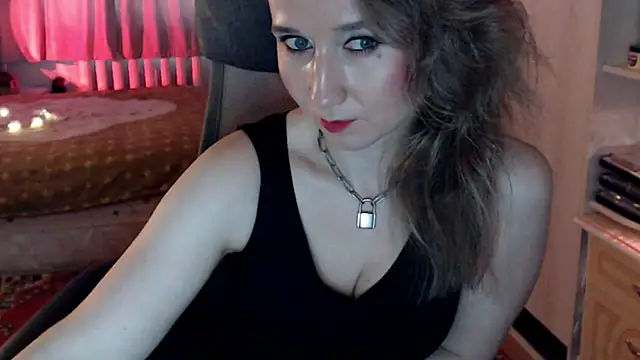 ClassyInna's cam snapshot