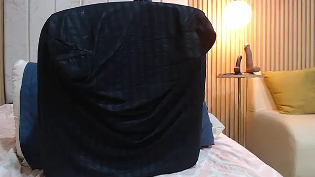 deepieredandwett's cam snapshot