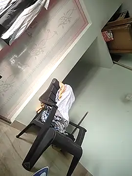 Vickyins480000 live sex cam