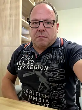 coupleLatinaLovers live sex cam