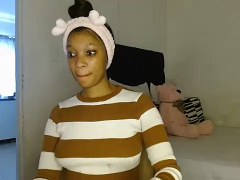 LustyBerry's cam snapshot