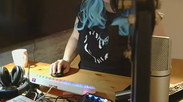 YourPainDealer's web cam