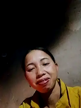 TRIEUTRIEU20's cam snapshot