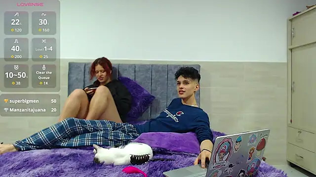 hottie__couple's cam snapshot