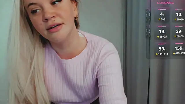 AllAboutLoveXx's cam snapshot