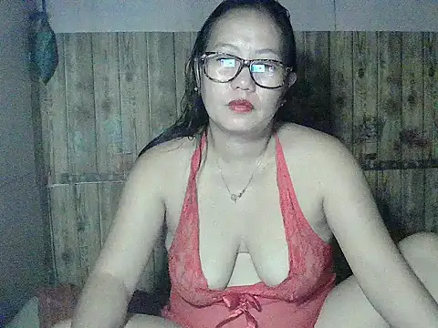 Pinay_BigTits69's cam snapshot