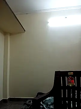 Shikha-mehra7's cam snapshot