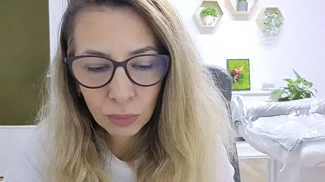 SukyGirl's cam snapshot