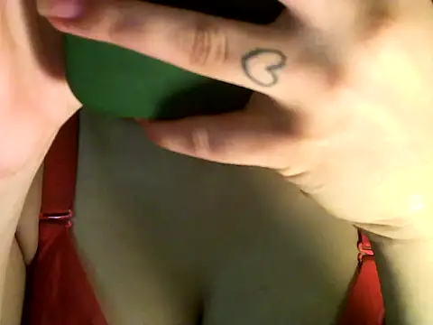 strip_vani's cam snapshot