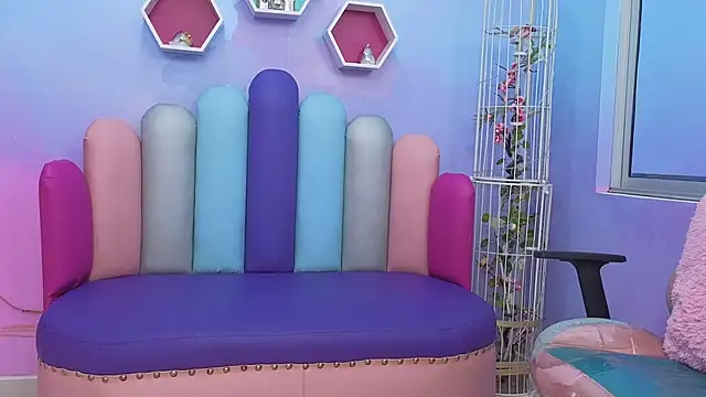 Sasha-Monroe's cam snapshot