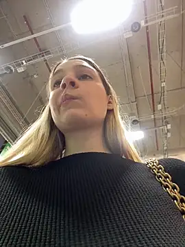 KristiRich's cam snapshot