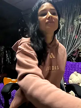 KikiXRed's cam snapshot