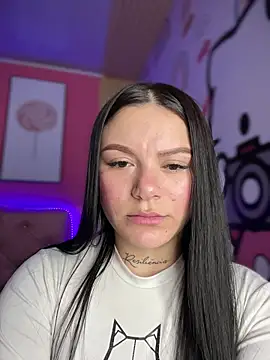 Megaan__More's cam snapshot