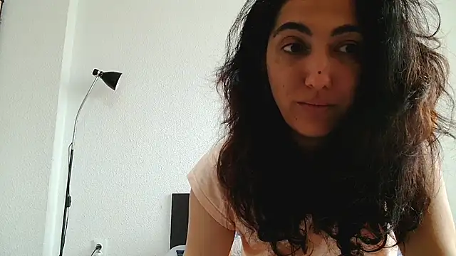 CharmingPearl's cam snapshot