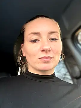 Crazy-Rosa's cam snapshot