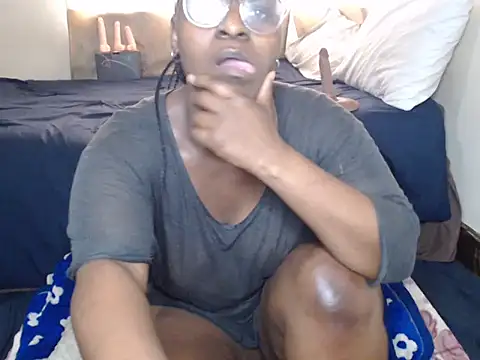 AdelaideT's cam snapshot