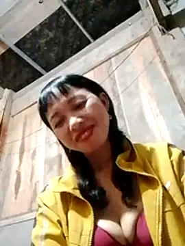 TRIEUTRIEU20's cam snapshot